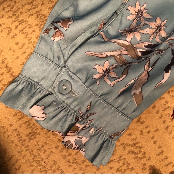 H&M Robins Egg Blue Floral Top size XS NWT Birds - Picture 7 of 11